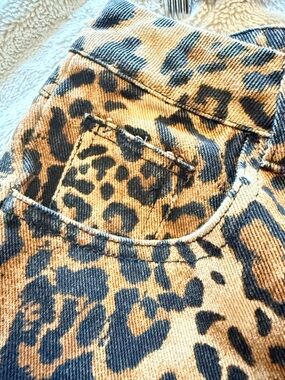 Cider Leopard Print Jeans Sz M